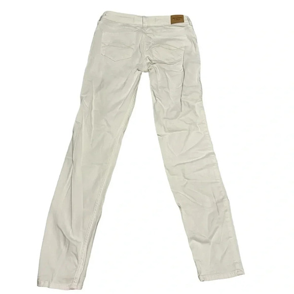 👖Abercrombie & Fitch White Skinny Jeans Women’s Size 28 Slim Fit Denim Pants👖 - Picture 2 of 3
